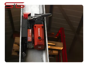از دریل مگنت Raptor Element 50 LP در مکانهایی با محدودیت ارتفاع (مانند داخل تیرآهنها)استفاده می شود.